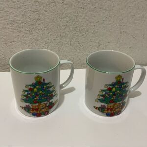 Set of 2  Christmas Mug Coffee Cup Crafted In Japan G11